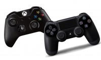 xbox-one-vs-ps4-controllers