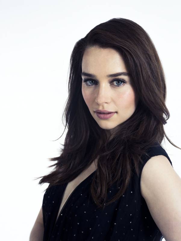 Emilia-Clarke-image-emilia-clarke-36404550-850-1131