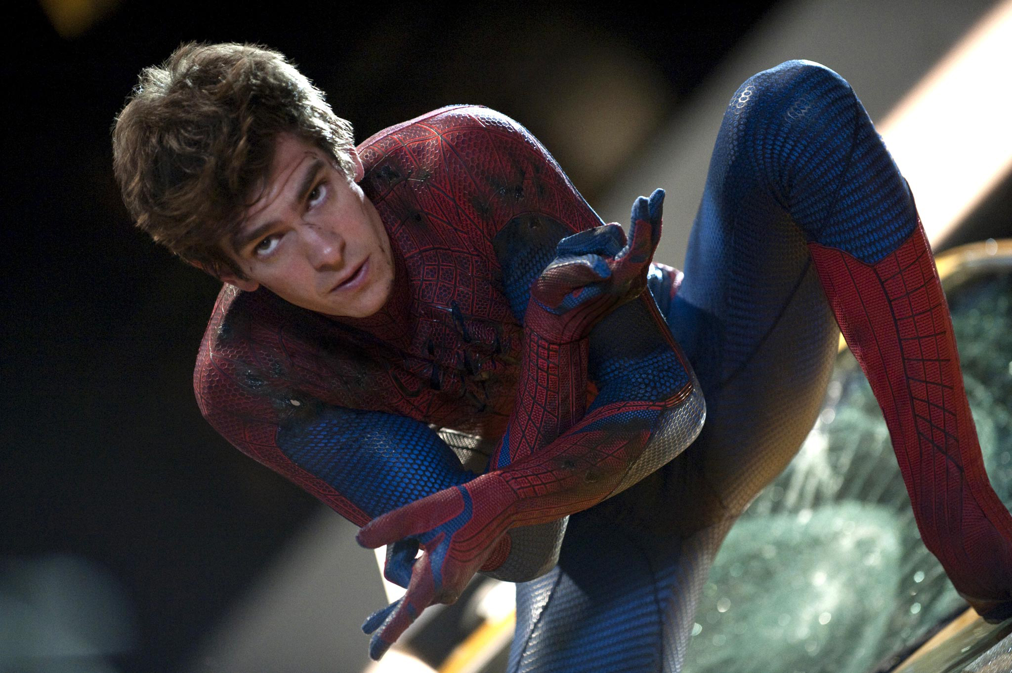 Andrew-Garfield-in-The-Amazing-Spider-Man-2-Costume-No-Mask