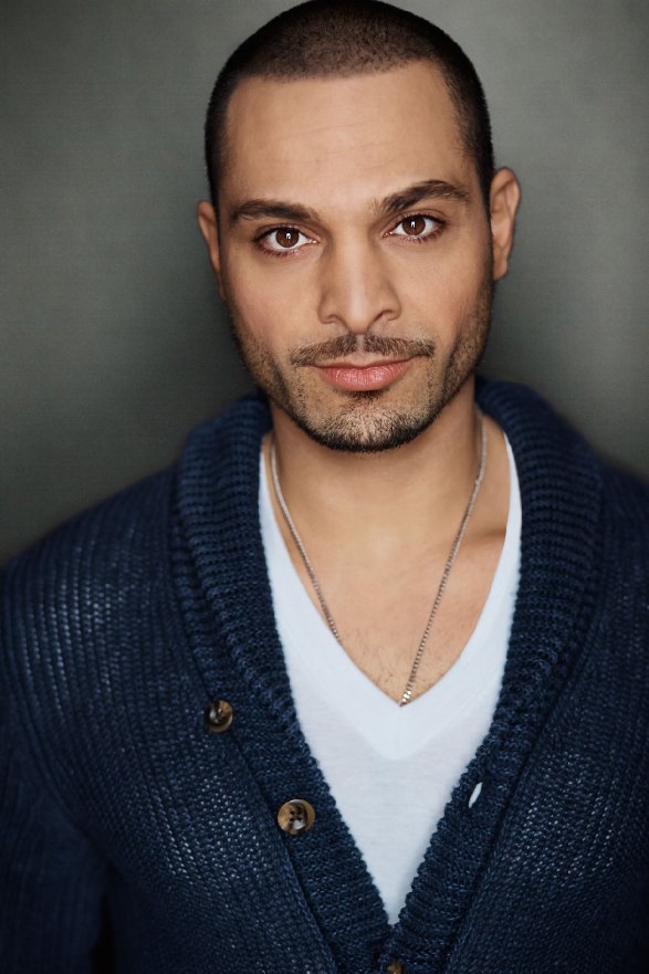 Michael_Mando